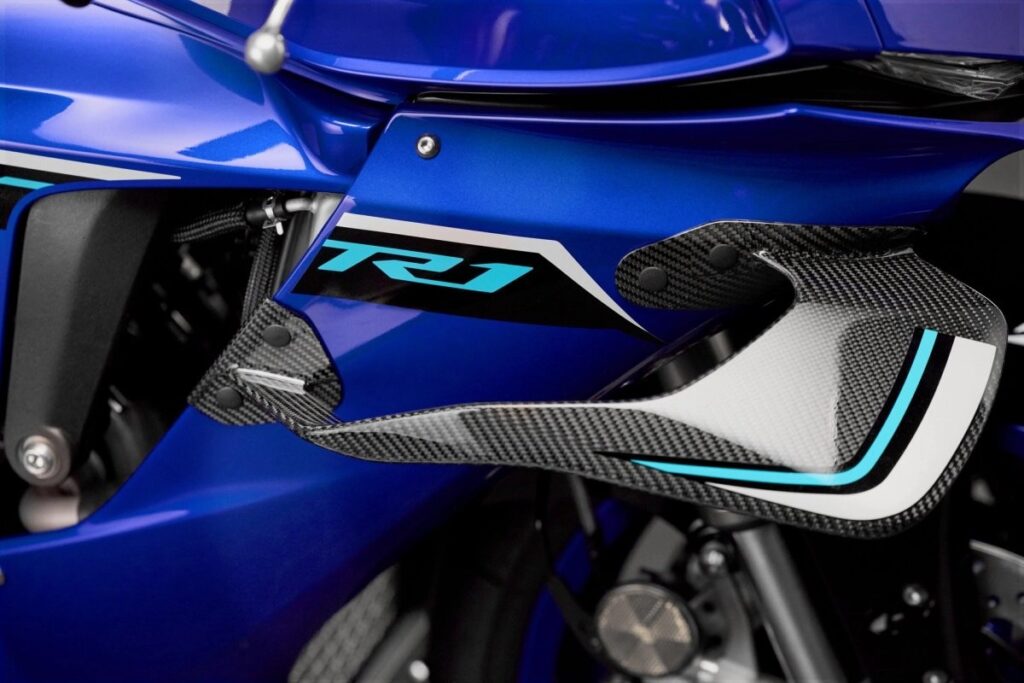 gallery-YZF-R12025-2