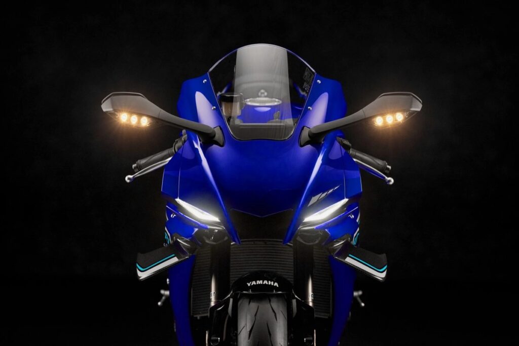 gallery-YZF-R12025-5