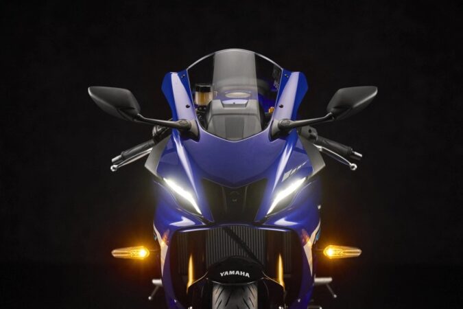 YAMAHA YZF-R7 2025 – YAMAHA UAE