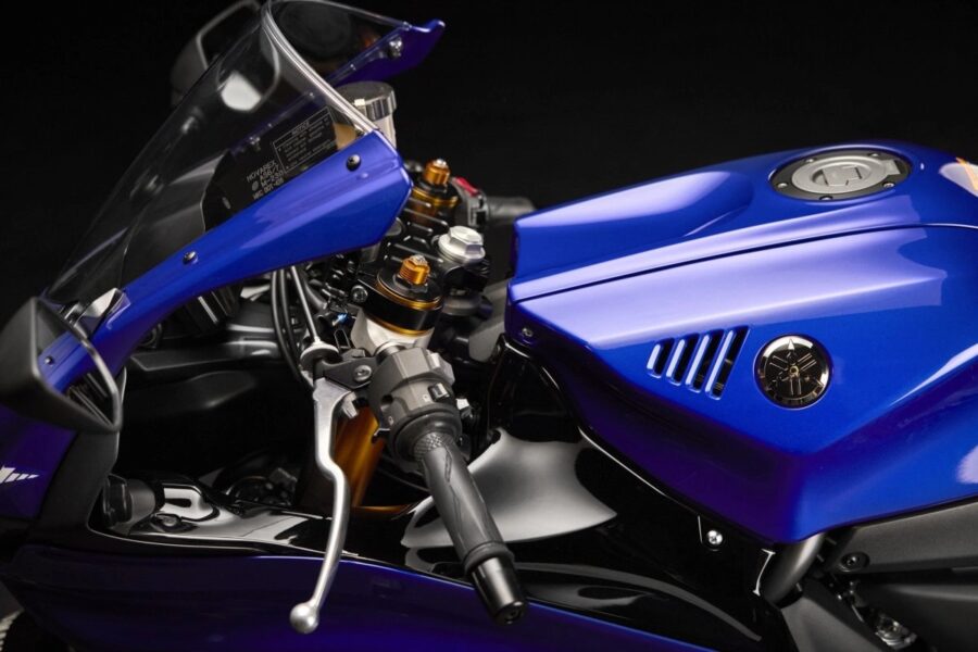 YAMAHA YZF-R7 2025 – YAMAHA UAE