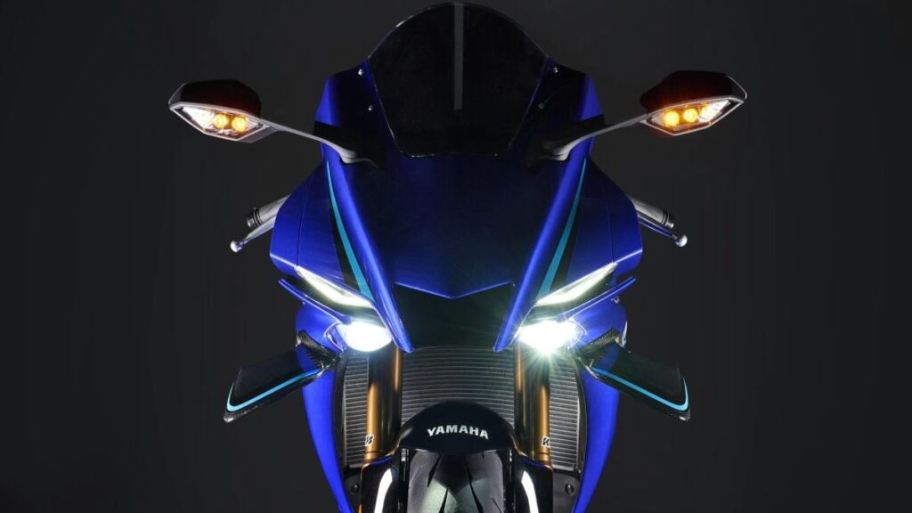 YZF-R12026-gallery-4