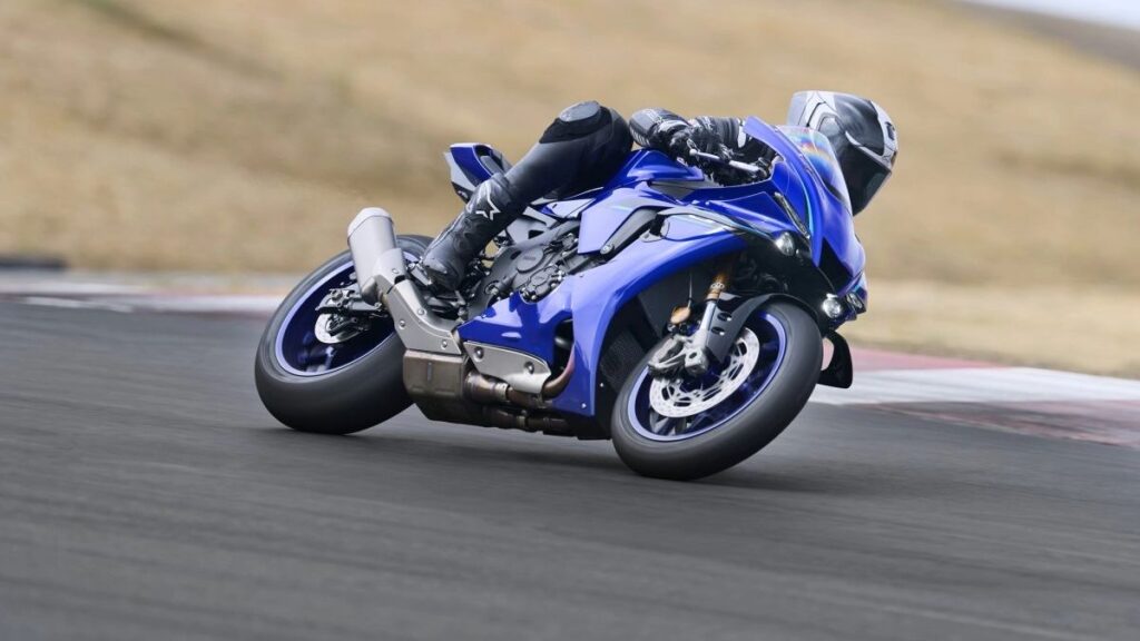 YZF-R12026-gallery-5