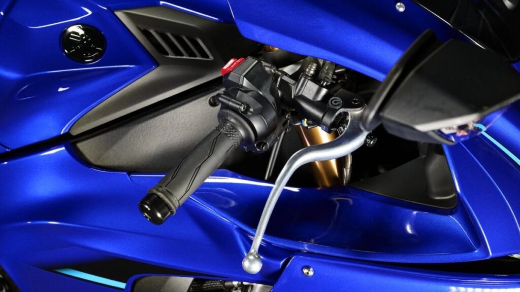 YZF-R12026-gallery-6